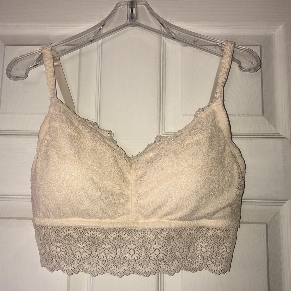 Bralette - Picture 2 of 3